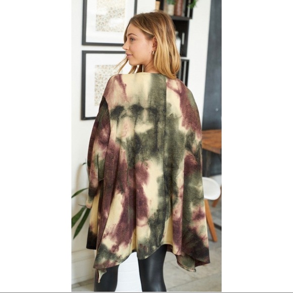 Calm and Collected Tie Dye Cardigan - Picture 3 of 3